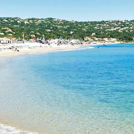 Appartement Face Au Golf A 2 Km De La Plage *